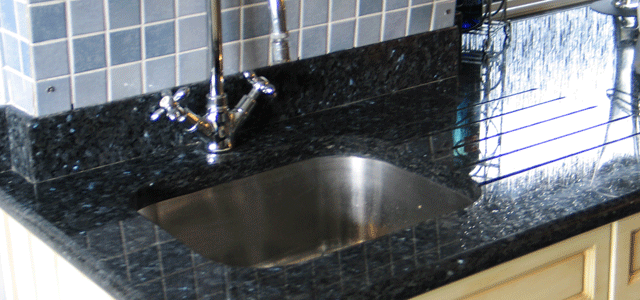 Black Granite Drainer